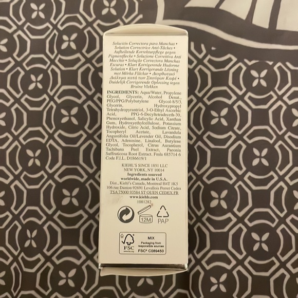 Kiehls Clearly Corrective Dark Spot Solution - Picture 2 of 6